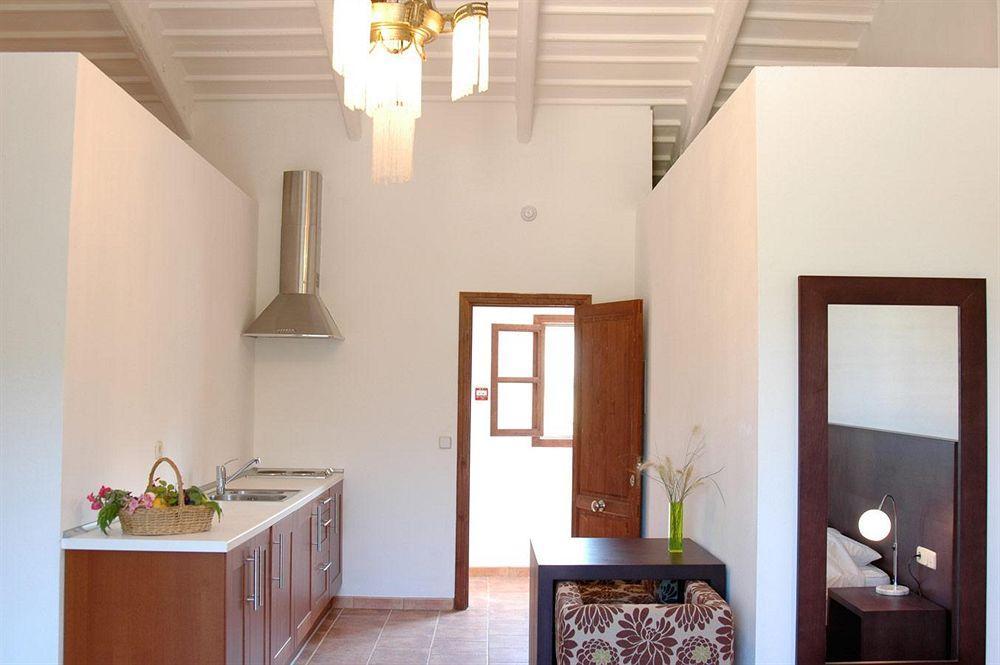 Loftotel Canet Esporles Exteriör bild
